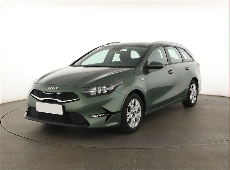 Kia Ceed (2023) Spin 1.0 T-GDI, SPIN, DPH - fotka 2 z 18