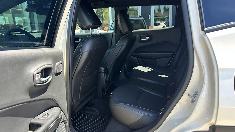 Jeep Compass 1.3T 4xe S-Limited  - fotka 11 z 14