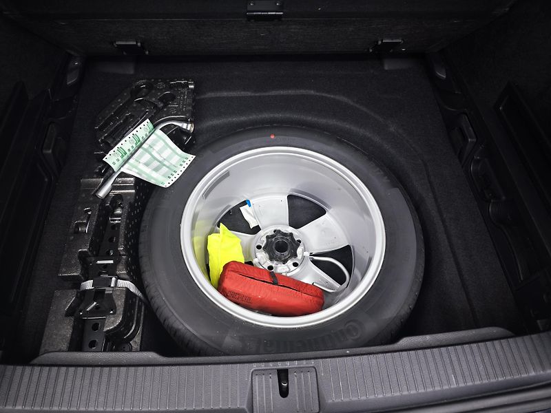 Volkswagen Passat Variant (2022) 2.0TDI 1. Majitel, DSG - fotka 25 z 35