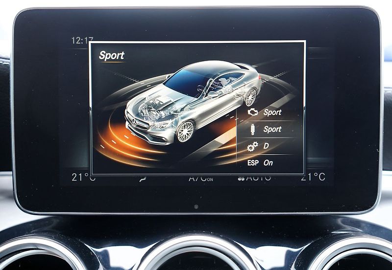 Mercedes-Benz Třídy C C 63 AMG Performance/480 PS/ČR - fotka 31 z 36
