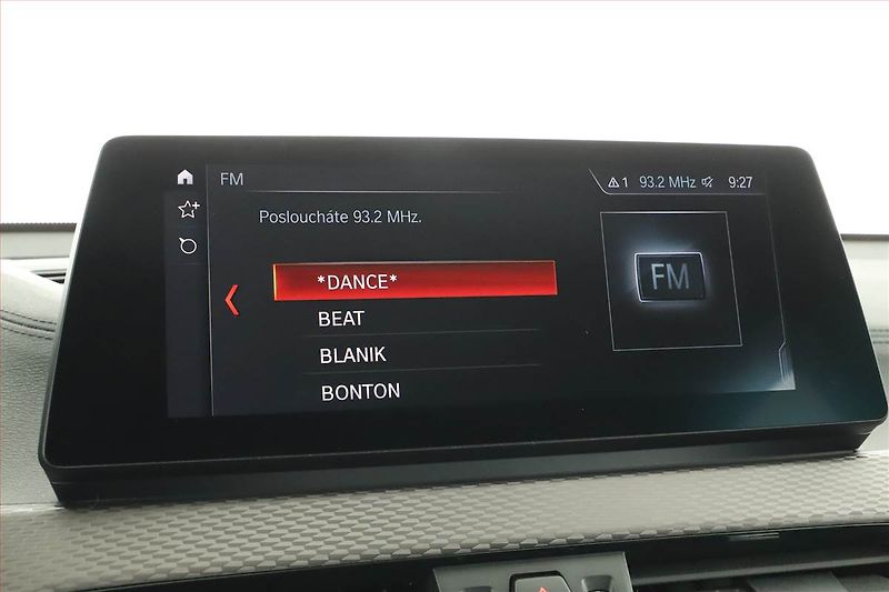 BMW X2 (2021) xDrive25e - fotka 9 z 22