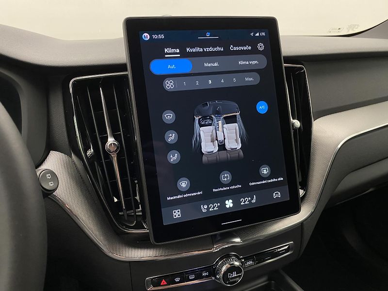 Volvo XC60 T8 AWD BLACK EDITION RECHARGE  - fotka 25 z 47