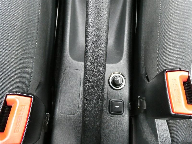 Škoda Fabia 1,4 i16V 1.MAJITEL,závěs,2xkol - fotka 30 z 48