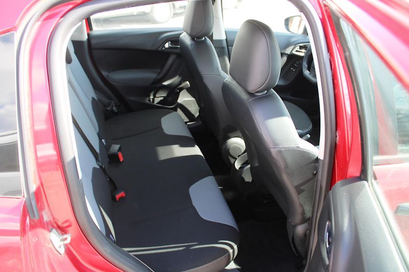 Citroën C3 (2012) REZERVACE - fotka 12 z 16
