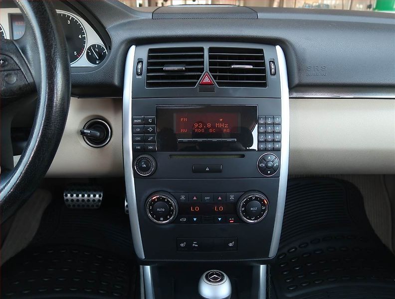 Mercedes-Benz Třídy B (2007) Elegance B 200 CDI , Automat - fotka 12 z 17