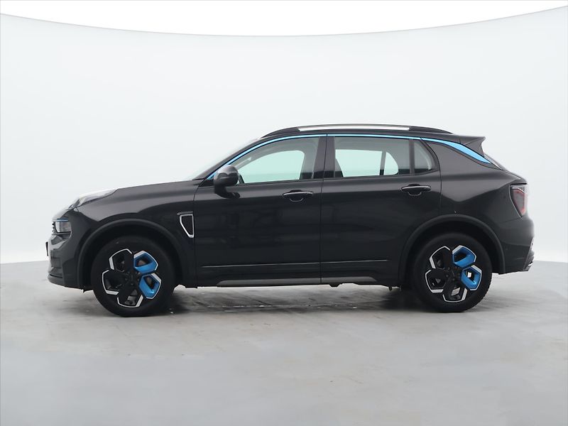Lynk & Co 01 1,5 PHEV CORE 206kW Aut. 2.Maj - fotka 4 z 29