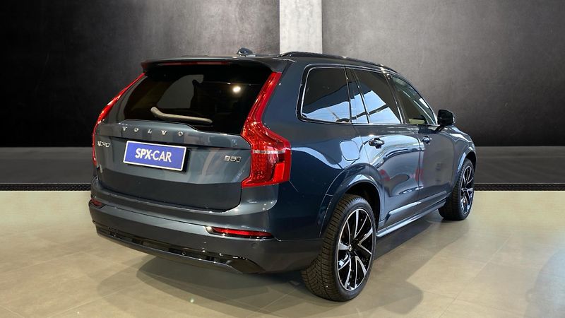 Volvo XC90 PLUS BRIGHT, B5 AWD, 173+10 kW - fotka 4 z 38
