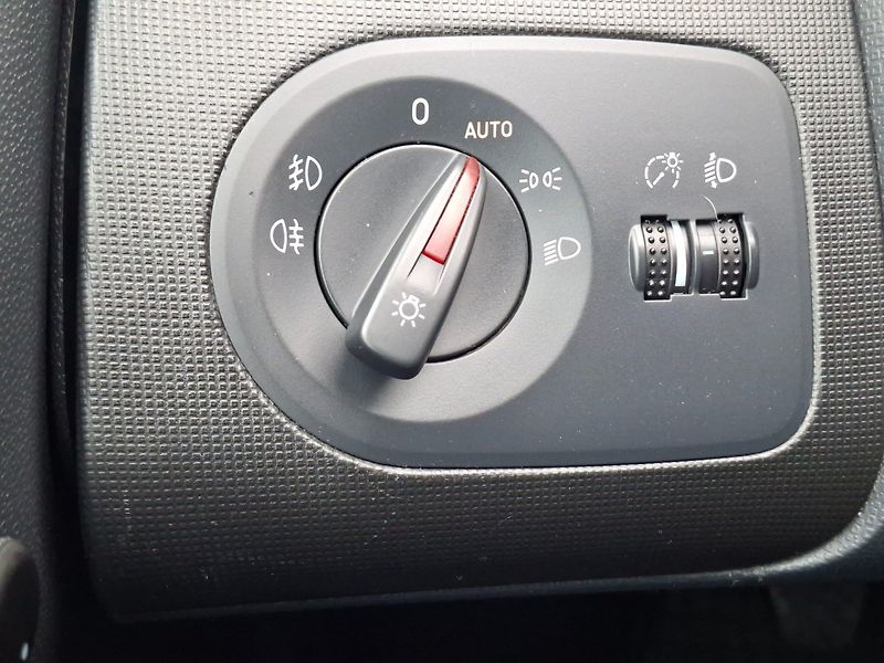 Seat Ibiza (2014) FR 1.2TSI 77kW - fotka 17 z 34