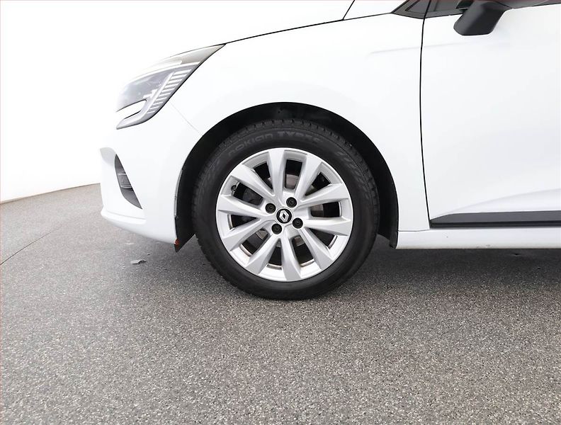 Renault Clio (2022) 1.0 TCe, Kůže, Navi, Tempomat - fotka 19 z 19