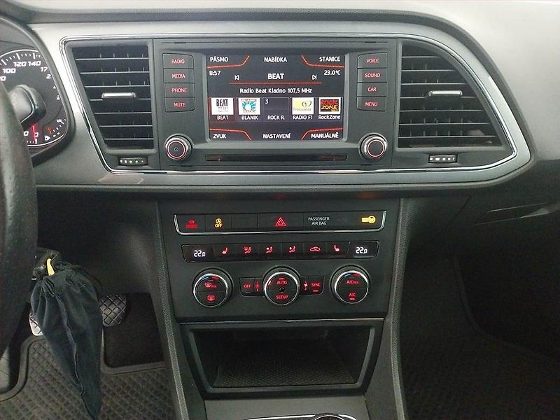 Seat Leon (2014) 2.0 TDI, Tempomat - fotka 12 z 19