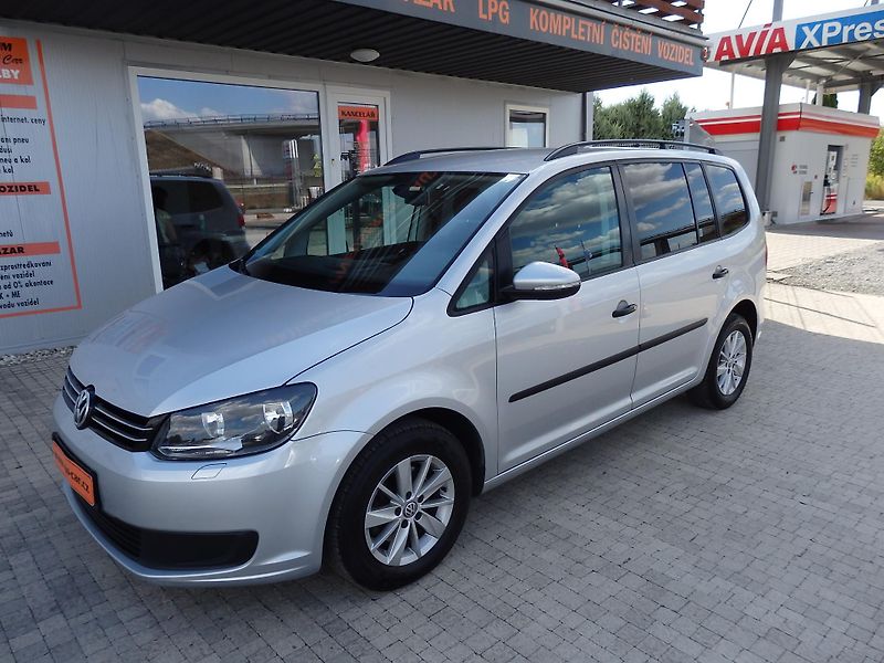 Volkswagen Touran 1,4TSi DIGI KLIMA, SERVIS KN - fotka 2 z 18