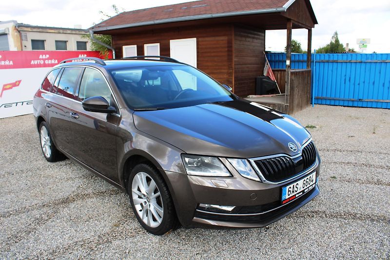 Škoda Octavia (2018) 1,4TSI KLIMA EL.OKNA TEMPOMAT - fotka 1 z 16