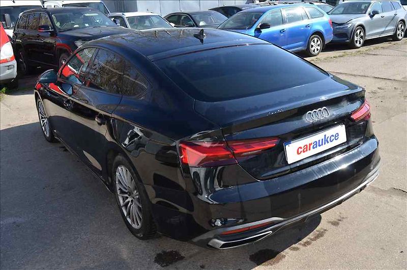 Audi A5 (2021) SPORTBACK 2,0 TDI AT - fotka 6 z 21