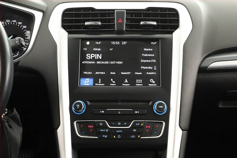 Ford Mondeo (2017) 2.0 TDCI, Serv.kniha, Tempomat - fotka 10 z 15
