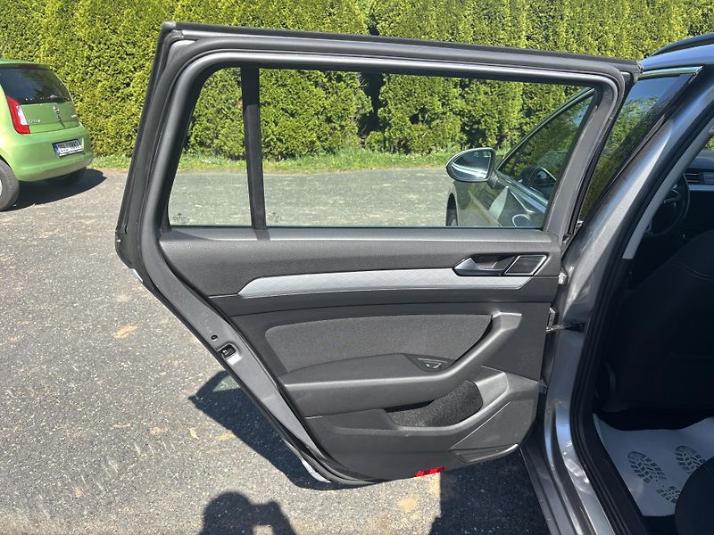 Volkswagen Passat (2020) 2.0TDI Business REZERVACE - fotka 20 z 25