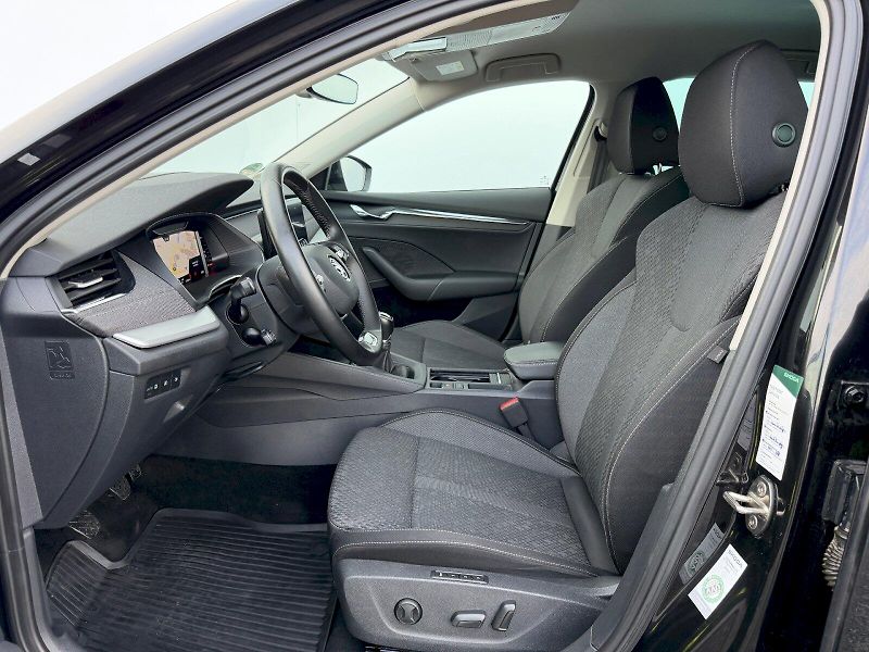 Škoda Octavia (2023) 2.0 TDI 110kW Style Extra - fotka 5 z 35