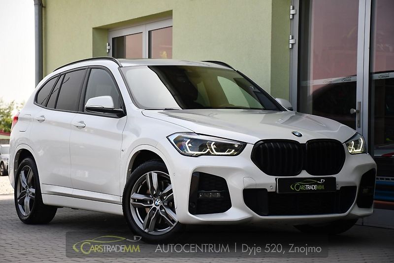 BMW X1 xDrive20d M-SPORT ČR - fotka 7 z 52