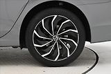 Volkswagen Golf 1,5 TSI 96 kW Life Business Zá - náhled 31
