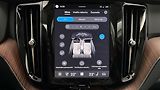 Volvo XC60 2.0 B4 AUT AWD Plus Dark - náhled 31