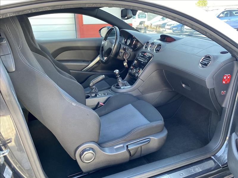 Peugeot RCZ 2,0 HDi 163HP KLIMA ZÁRUKA - fotka 17 z 27