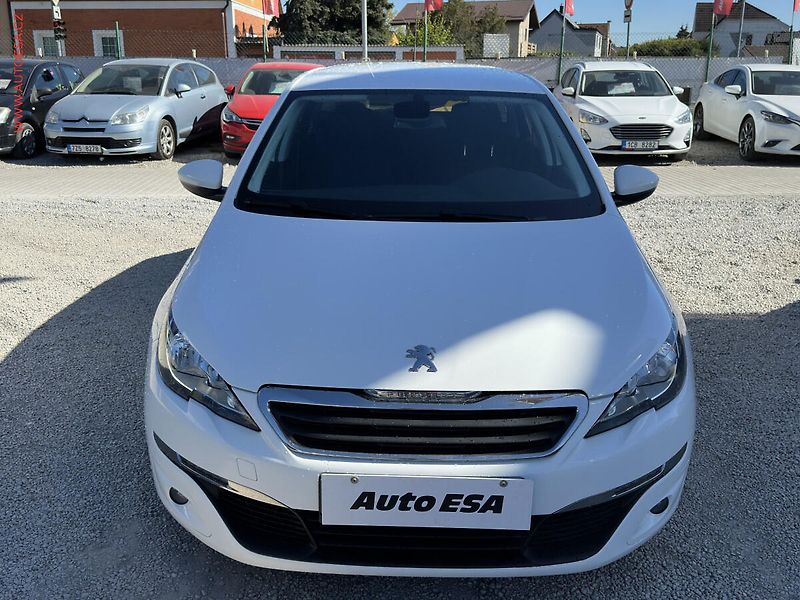 Peugeot 308 (2017) 1.6 D, ČR, AC, temp - fotka 2 z 21