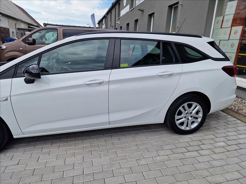 Opel Astra 1.5 CDTi 90kW Edition ST,1Maj - fotka 42 z 49