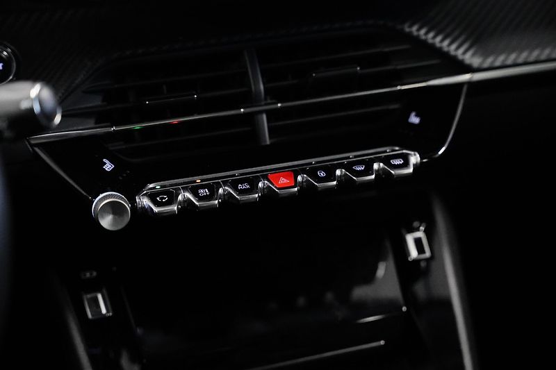 Peugeot 208 - fotka 25 z 29