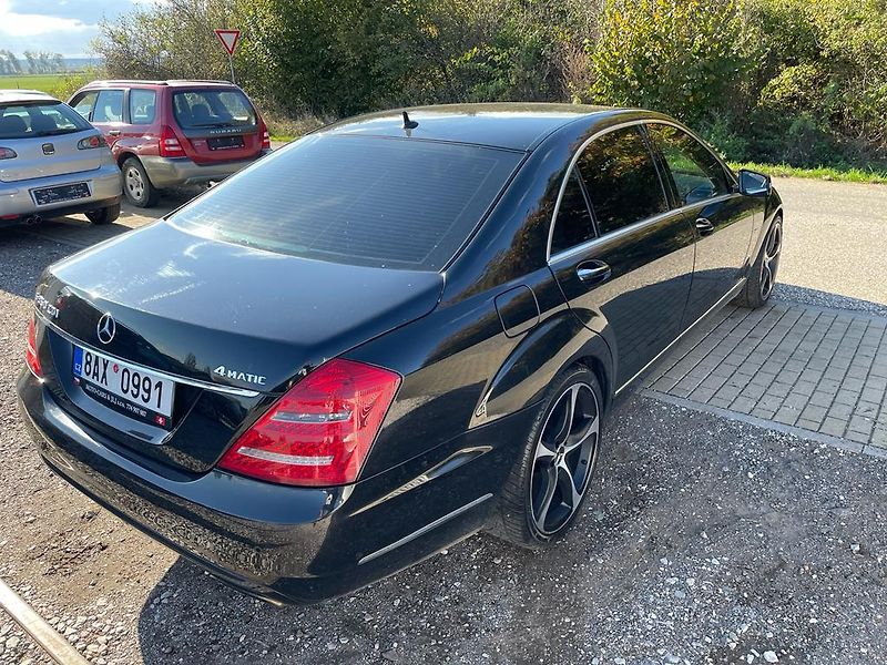 Mercedes-Benz Třídy S (2009) 350 CDI Long 4 matic! - fotka 30 z 64