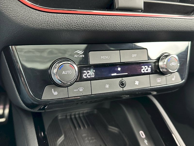 Škoda Kamiq (2025) DSG 1.0TSI 85kW Monte Carlo - fotka 22 z 33
