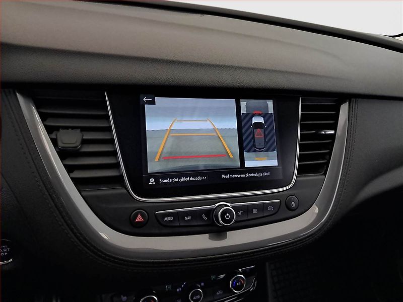 Opel Grandland X (2019) Innovation 1.2 Turbo - fotka 21 z 25