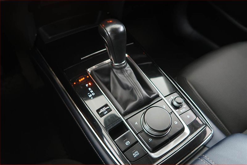 Mazda CX-30 (2021) Skyactiv-X 2.0 - fotka 13 z 18