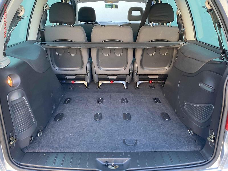 Volkswagen Sharan (2006) 1.9 TDi, Trendline - fotka 7 z 14