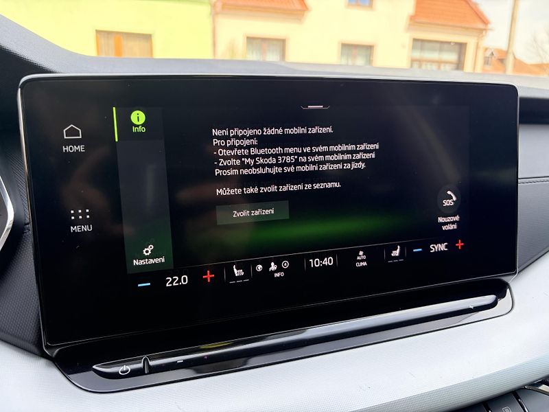 Škoda Octavia 2.0TDI DSG 4x4 STYLE - fotka 26 z 44
