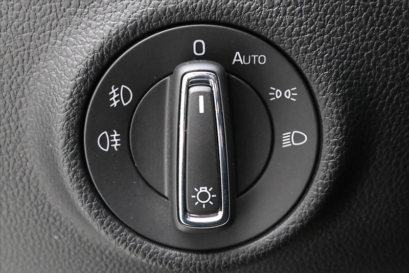 Škoda Superb 2,0 TDI 110 kW Style Záruka až - fotka 27 z 33