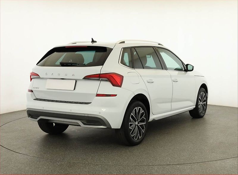 Škoda Kamiq (2021) Style 1.0 TSI, Automat - fotka 5 z 18