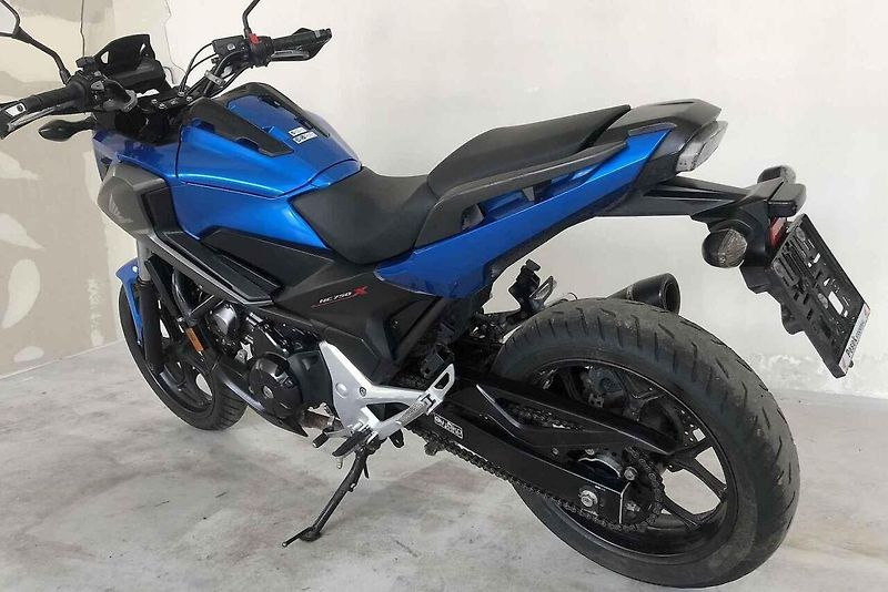 Ojetá motorka BMW R 1200 GS Adventure.