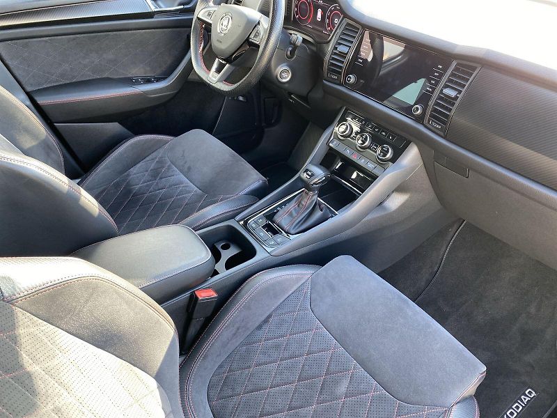 Škoda Kodiaq (2020) 2.0 TDI 4x4 DSG RS - fotka 10 z 35