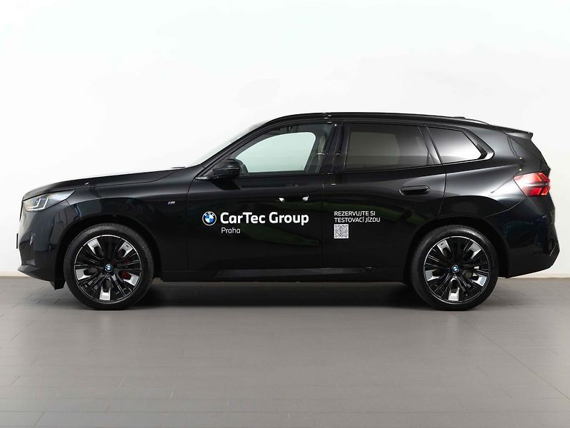 BMW X3 xDrive 40d - fotka 2 z 6