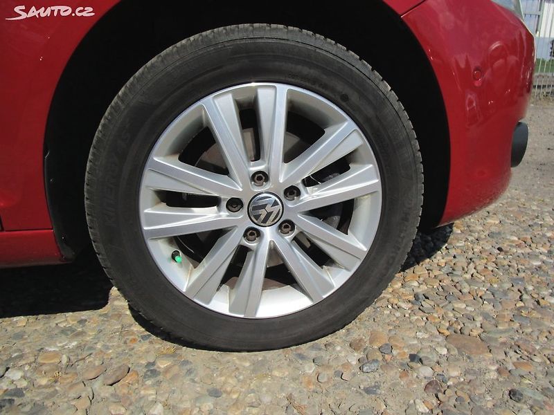 Volkswagen Golf Plus 1,4TSi-90KW-STK ČR+ROZVODY - fotka 9 z 36