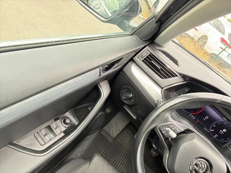 Škoda Superb (2022) AMBITION 2.0TDI 110kW CZ DPH - fotka 11 z 11