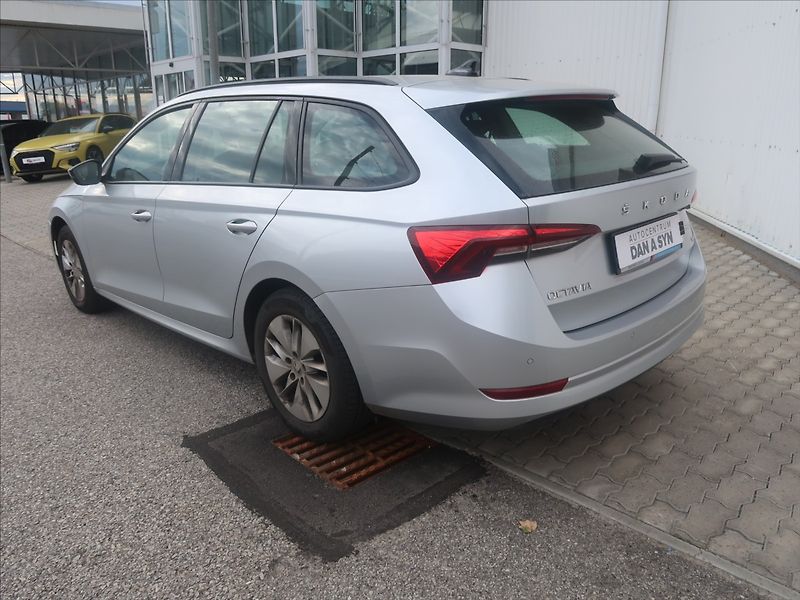 Škoda Octavia 2,0 TDI 4x4 1.majitel CZ - fotka 4 z 4