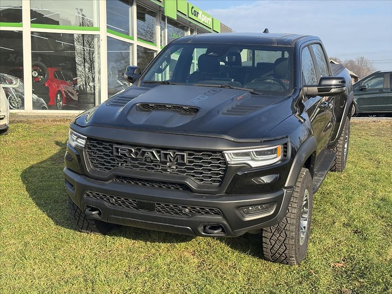 Dodge RAM 2,9   1500 CrewCab 3,0 RHO - fotka 8 z 31