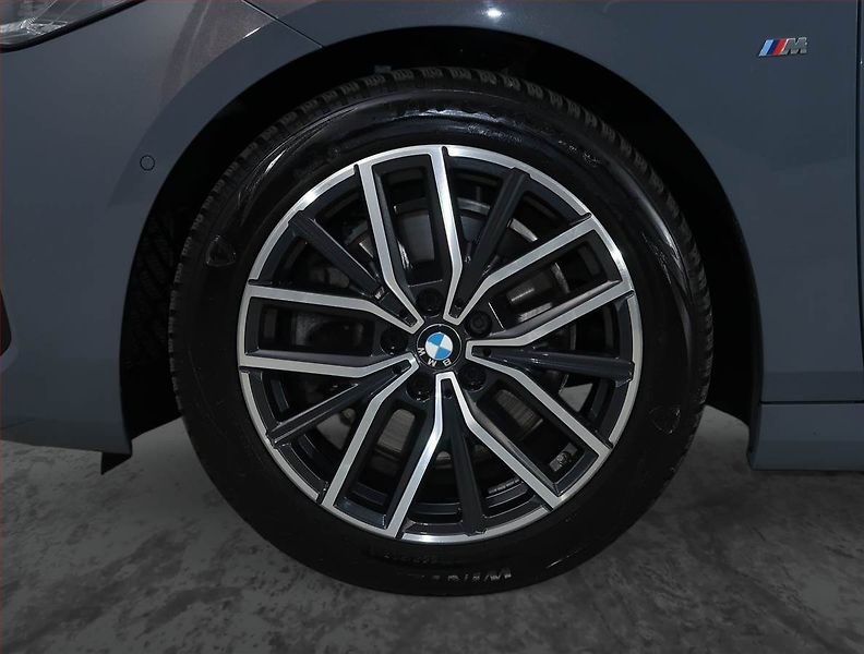 BMW Řada 2 (2023) M Sport 223i xDrive Active T - fotka 15 z 24