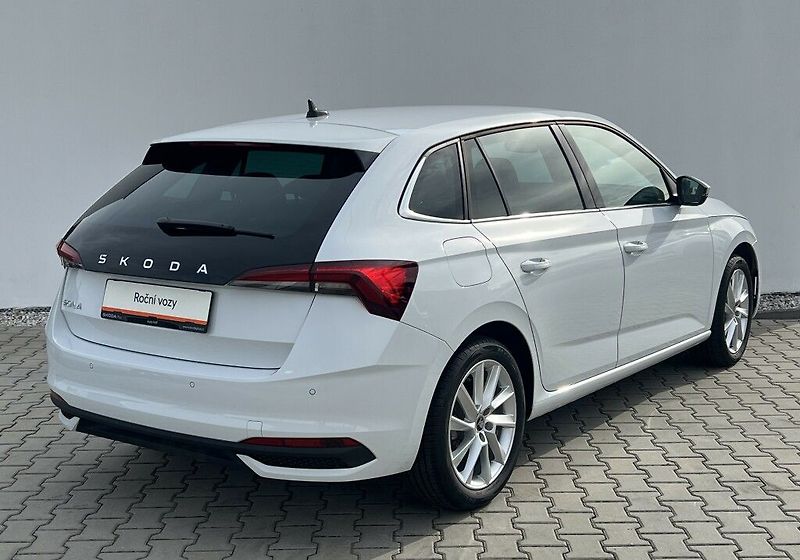 Škoda Scala Top Selection 1.0 TSI 85 Kw - fotka 3 z 32