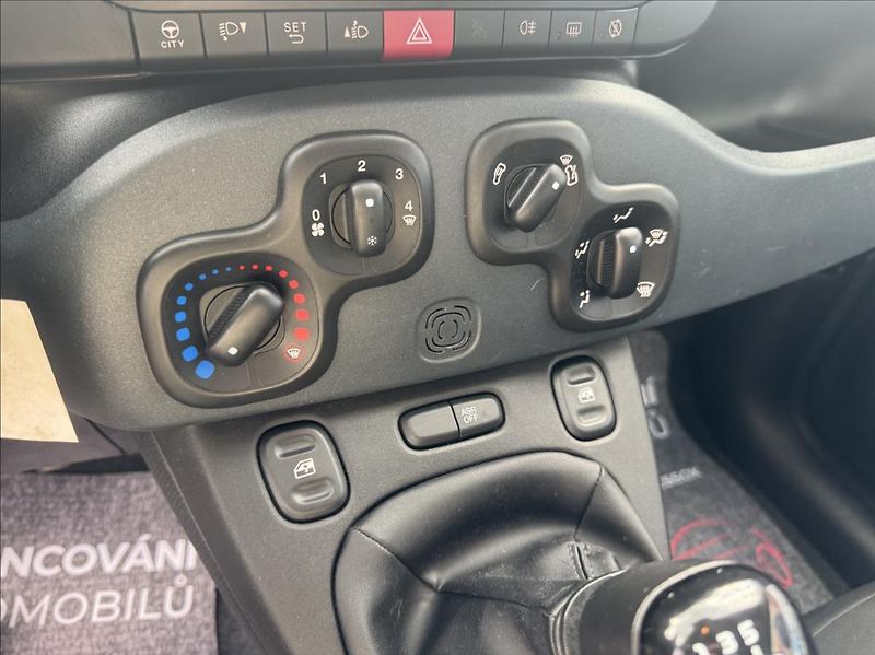 Fiat Panda 1,0 i Hybrid,1.Maj, DPH - fotka 12 z 16