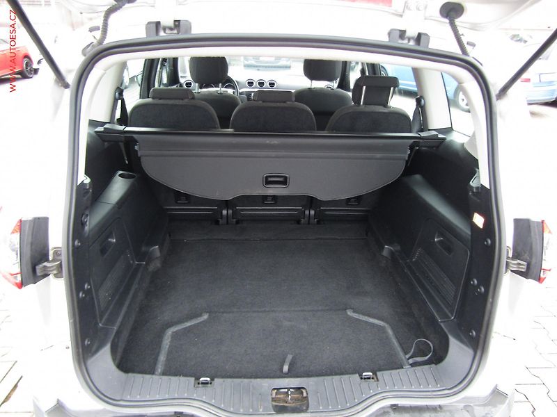 Ford S-MAX (2012) 2.0TDCi, autoAC, temp - fotka 7 z 18