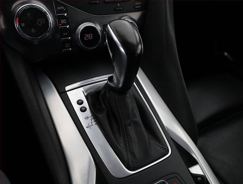 Citroën DS5 (2015) 2.0 BlueHDi, Automat, Navi - fotka 10 z 19