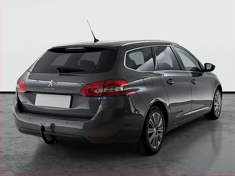 Peugeot 308 (2018) Active 1.2 PureTech, ČR,1.maj - fotka 5 z 20