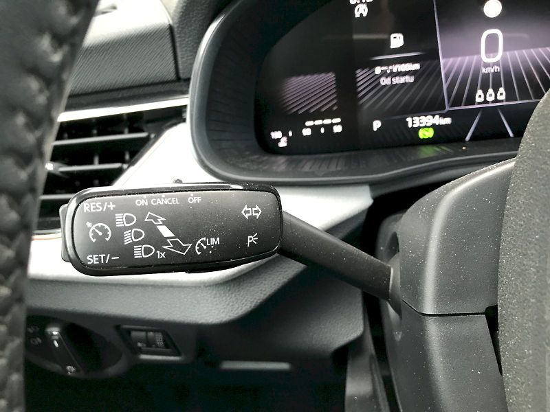 Škoda Scala (2025) SELEC TSI 110/1.5 A7F - fotka 19 z 25