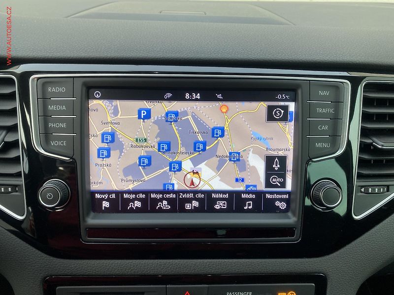 Volkswagen Golf Sportsvan (2015) 1.4 TSi, Highline, DSG - fotka 19 z 19